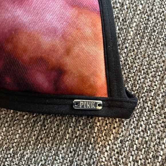 D01.3 Victoria Secret PINK beautiful condition bikini top multicolored XS - Picture 3 of 3